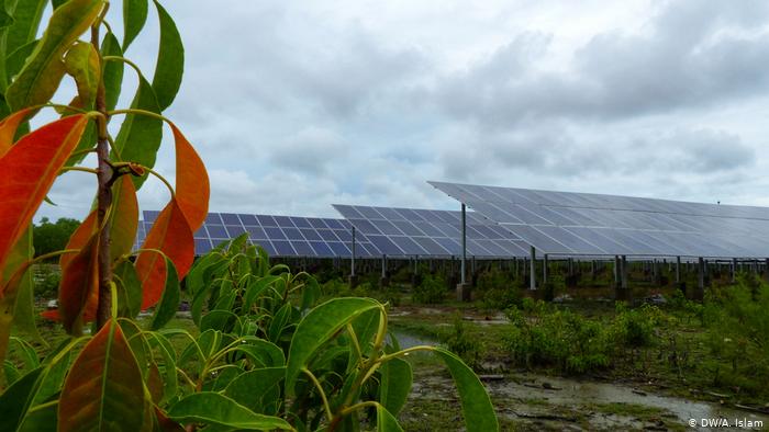 Solar power for energy: all buildings at Bhasan Char are equipped with solar panels to fulfil their energy demands. A big solar field and two diesel generators for electricity have also been installed. The island has a rainwater harvesting system as well as tube wells to provide drinking water