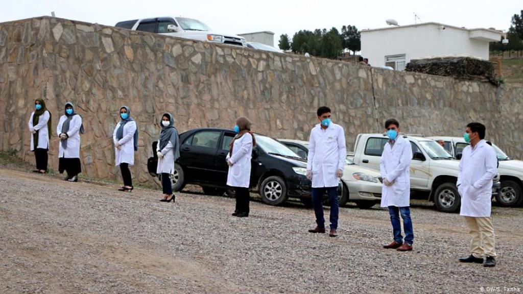 Doctors stop work temporarily for lack of pay in the Afghan city of Herat (photo: DW/S. Tanha)