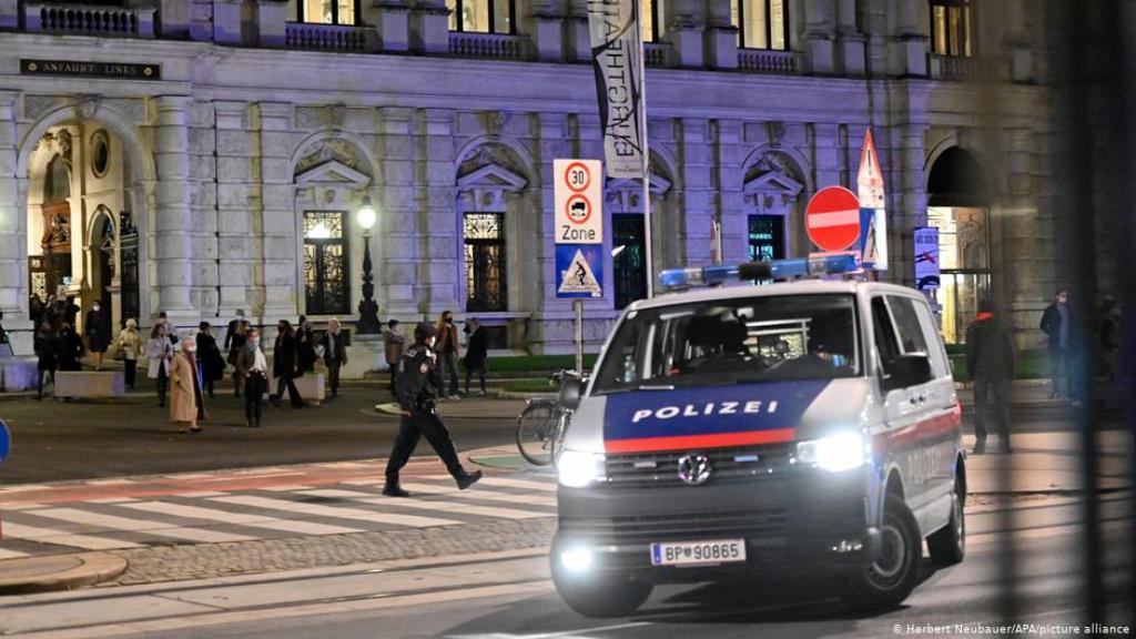 Österreich Anschlag in Wien (Herbert Neubauer/APA/picture alliance)
