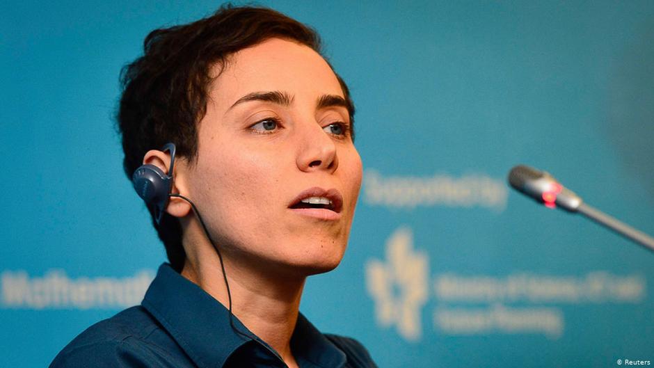 Die iranische Mathematikerin Maryam Mirzakhani spricht während einer Pressekonferenz nach der Verleihung der Fields-Medaille auf dem International Congress of Mathematicians in Seoul am 13. August 2014.