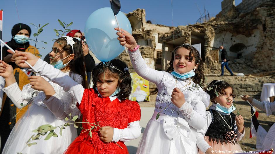 Irak Mosul | Besuch Papst Franziskus; Foto: Andrew Medichini/AP/picture-alliance