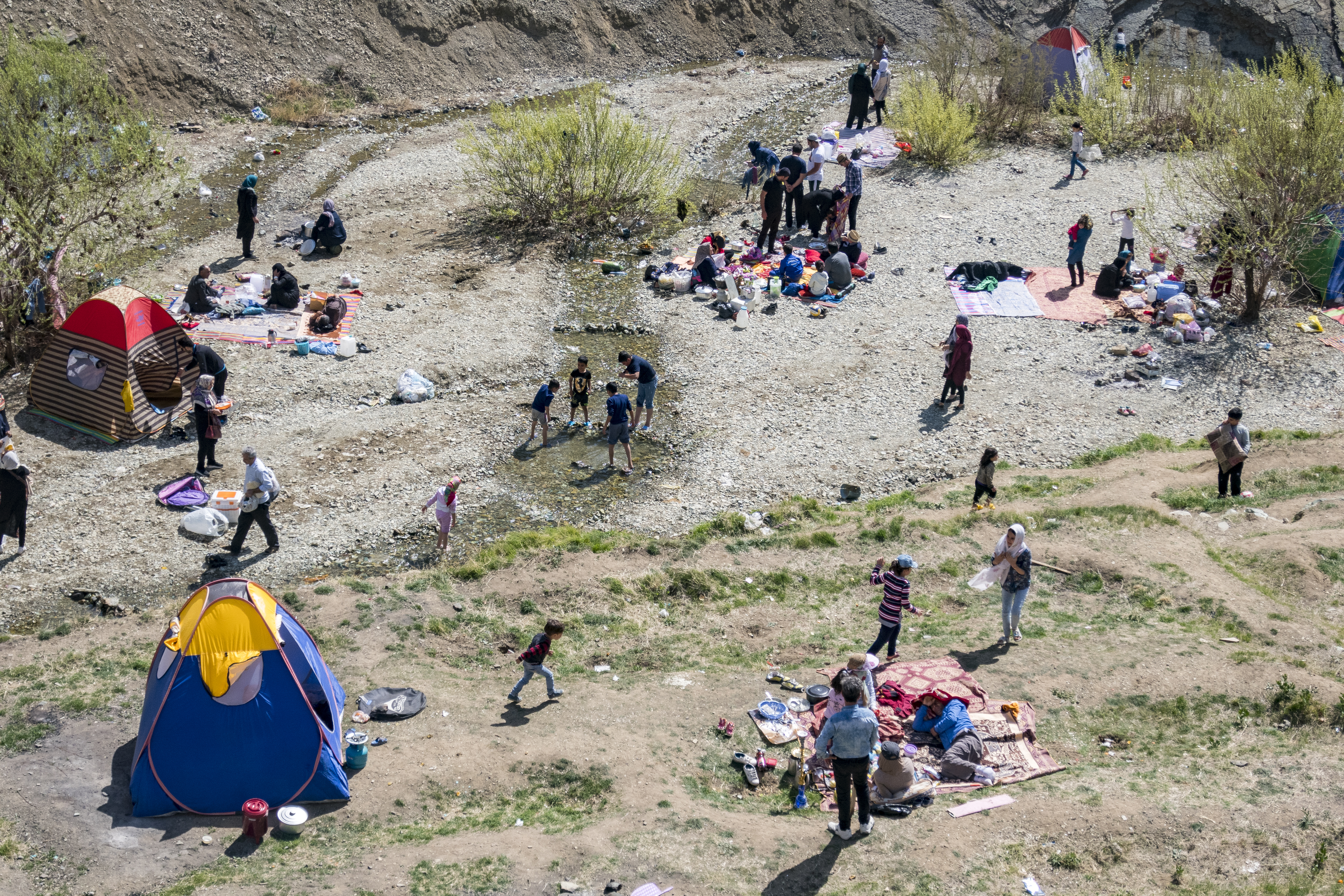 Sizdah be Dar picnics (photo: Changiz M. Varzi)