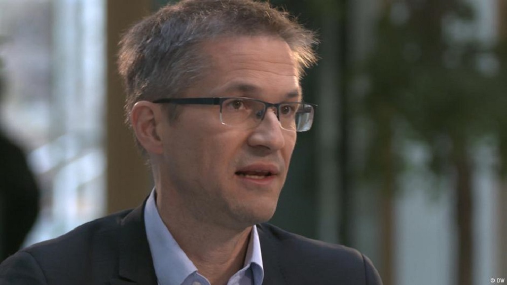 Probleme werde die neue Migrationspolitik der EU-Kommission nicht lösen, sagt der Migrationsexperte Gerald Knaus.