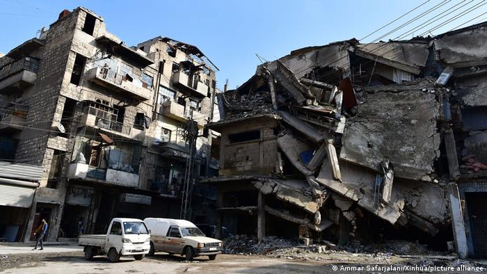 أحد عشر عاما على احتجاجات سوريا - أوكرانيا تعيد المشاهد للأذهان 11 Jahre syrische Revolution Von Protestbewegung zum Krieg in Syrien