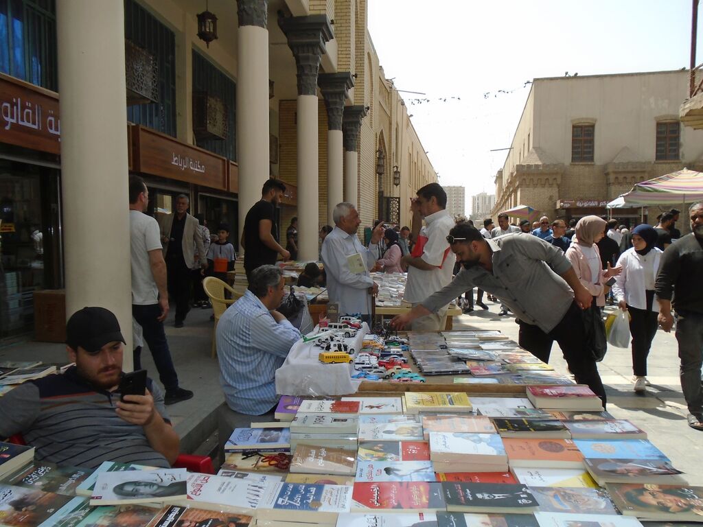 Mutanabi Straße in Bagdad; Foto: Birgit Svensson