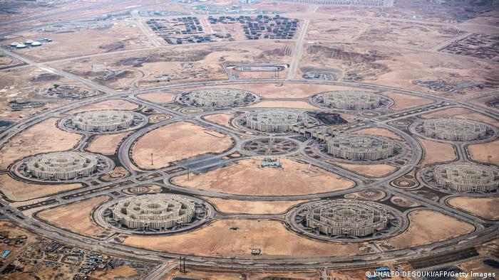  مصر - صورة من الجو لأعمال البناء في العاصمة الإدارية الجديدة (13 /3 /2020) 03 Ägypten Kairo New Administrative Capital Foto Getty Images