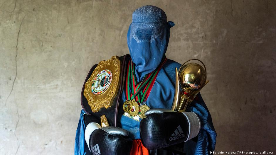 هكذا تحدت أفغانيات منع حركة طالبان النساء من ممارسة الرياضة في أفغانستان 03 Afghaninnen gegen Sportverbot der Taliban für Frauen in Afghanistan Foto Pictute Alliance