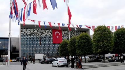 مركز أتاتورك الثقافي الجديد في إسطنبول - تركيا 29 / 10 / 2021. Eröffnung am 29.10.: Das neue Atatürk-Kulturzentrum am Taksim-Platz in Istanbul. (Foto: Mirjam Schmitt/dpa/picture alliance)