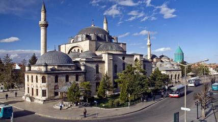 Rumis Grab in Konya; Foto: picture-alliance/blickwinkel/imagesandstories
