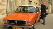     الكاتبة السورية-الفرنسية ندى الأزهري في إيران 2010 Nada Al-Azhari -Syrisch-Französin- im Iran 2010 Foto: Privat