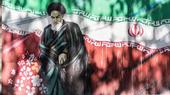 Einst waren sie die Wortführer der radikalsten Fraktionen der Macht. Inzwischen kritisieren einige von ihnen Ali Khamenei, den mächtigsten Mann Irans, scharf. An Mahsa Aminis erstem Todestag war ihre Kritik lauter denn je zu vernehmen.