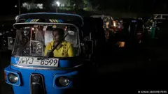 Once time was money: when the fuel gauge needle moves into the red zone, the driver joins one of the long queues at the petrol stations. Often she waits there more than twelve hours for petrol. The price of petrol is constantly rising: she now pays more than 150 percent more at the pump than she did eight months ago
