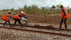 Ostafrikas historisches Meterspurbahnsystem wird überholt. In vielen Teilen des Kontinents ist das geplante SGR-Netz allerdings noch in weiter Ferne.