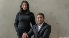 ناشرا كتاب "شعب ألمانيا" مارتينا رينك وسيمون يوسيفو.