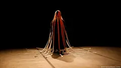  معهد غوته الألماني يروج للفنانين الشباب في بيروت - هنا عرض جزء من برنامج آرت إيفوليوشن "ArtEvolution" - لبنان.